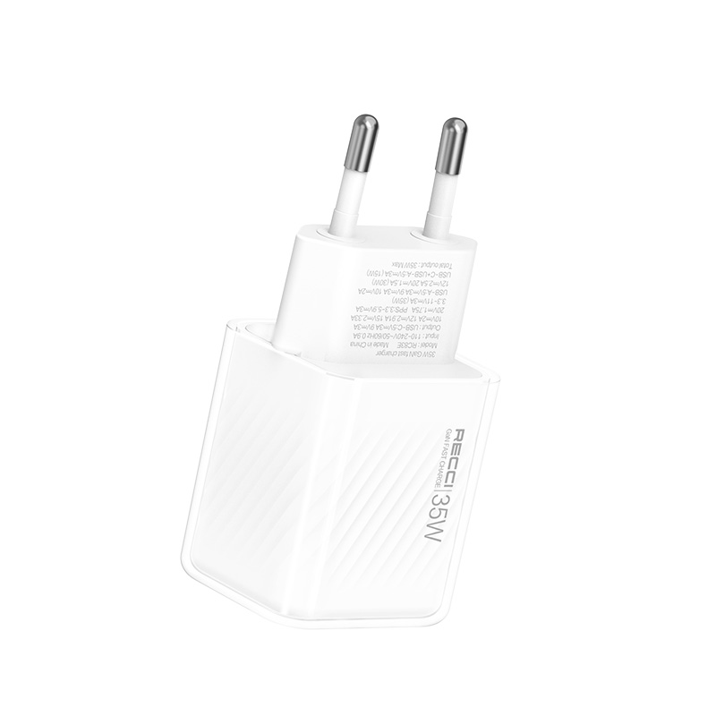 RECCI RC83E - 35WGaN Fast Charging USB-C + USB-A |QC3.0 - White