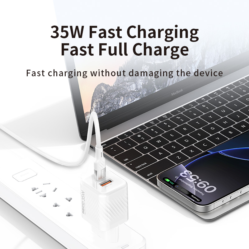 RECCI RC83E - 35WGaN Fast Charging USB-C + USB-A |QC3.0 - White